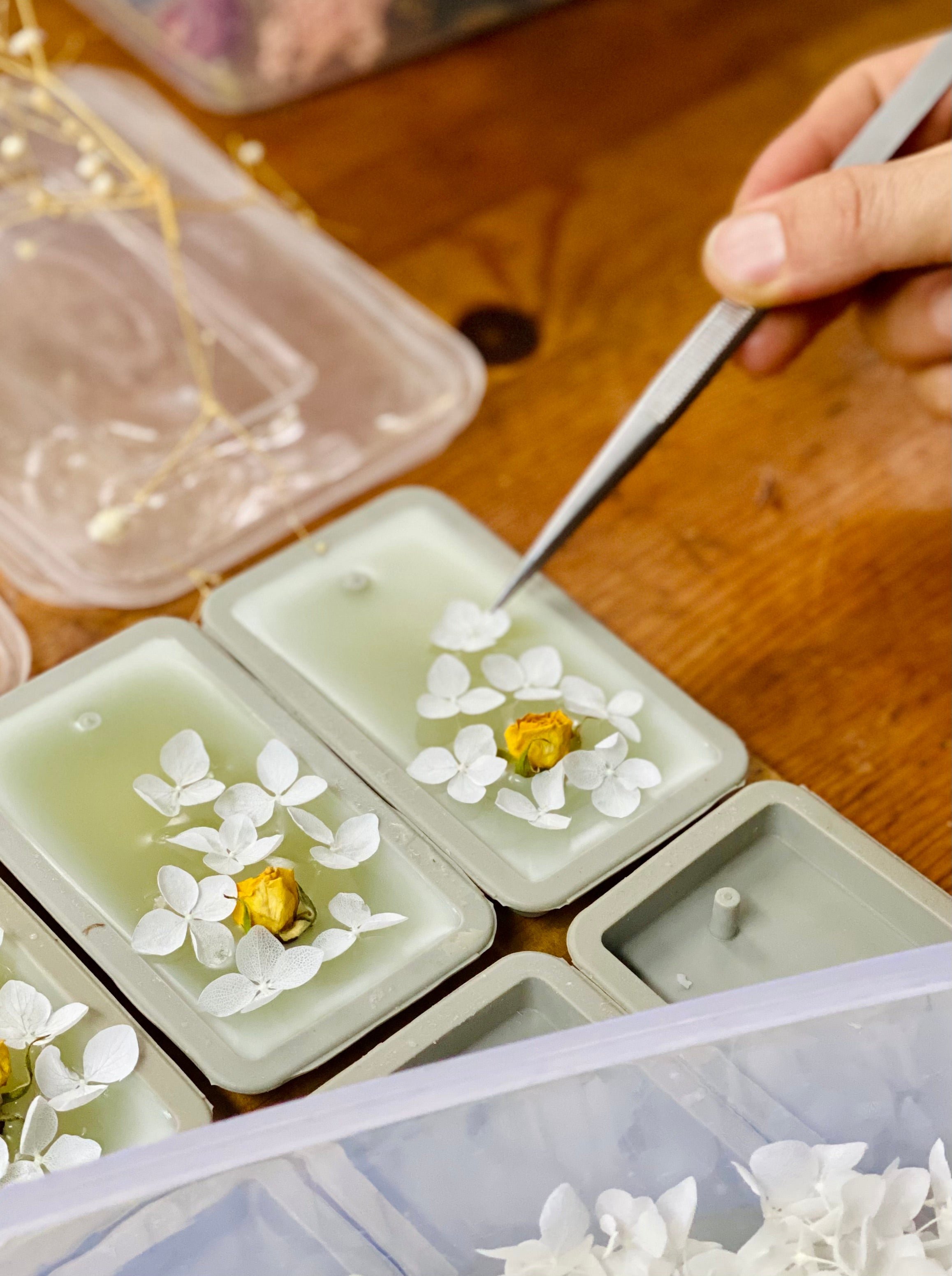 Botanical Oval & Rectangle Wax Tablets – Decorative Candles-Inspired Closet Freshener with Long-Lasting Scent