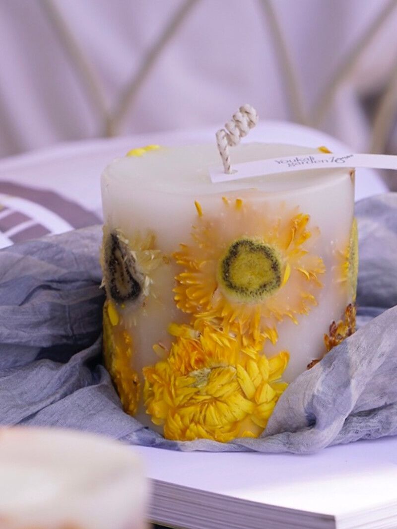 Mr. Van Gogh's Sunflower Hand-made Aromatherapy Candle Impressionist Neroli Fragrant Essential Oil