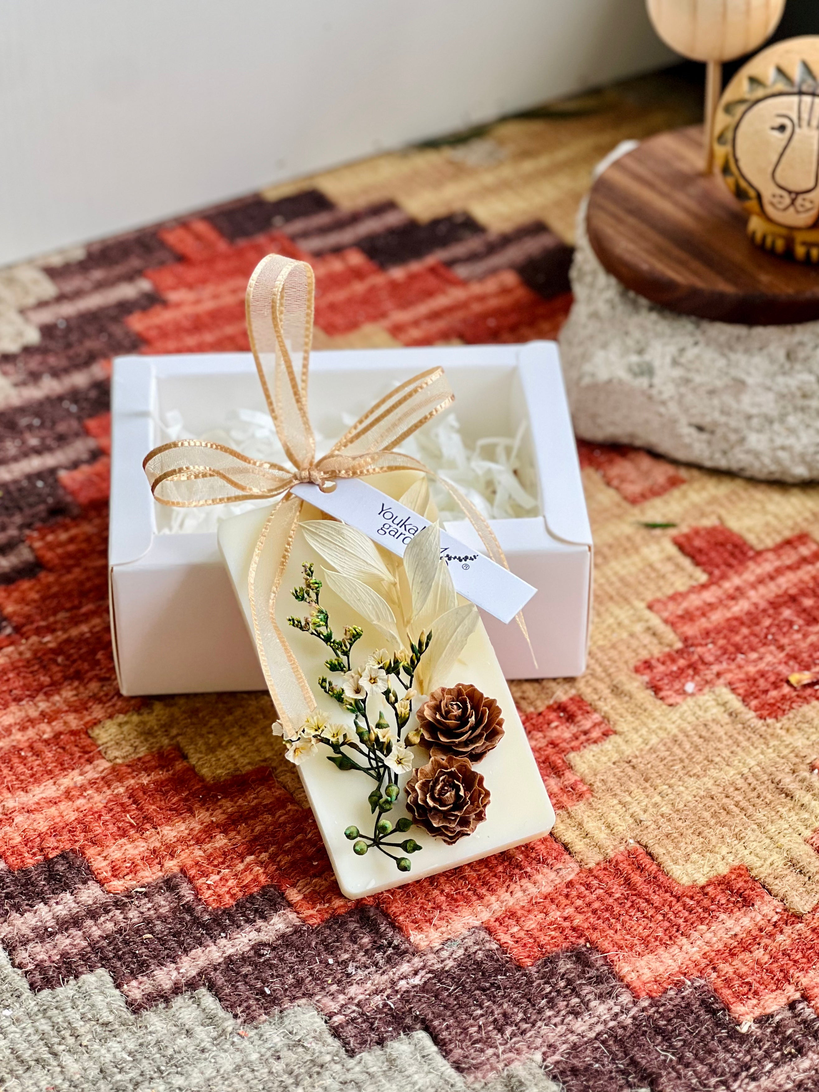 Botanical Oval & Rectangle Wax Tablets – Decorative Candles-Inspired Closet Freshener with Long-Lasting Scent