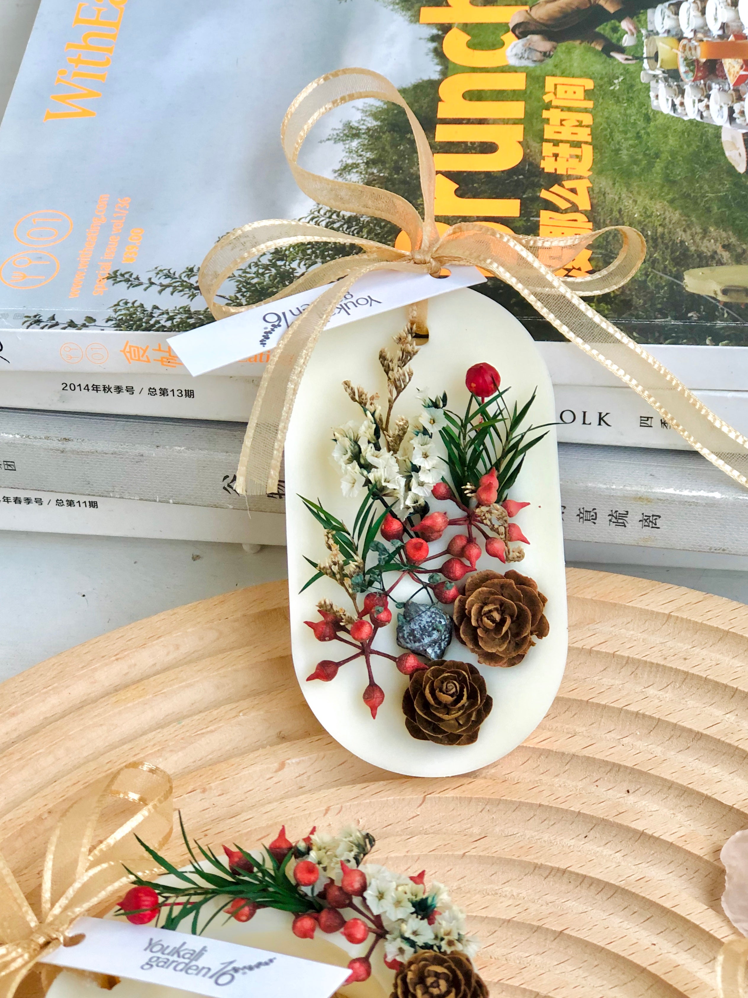 Botanical Oval & Rectangle Wax Tablets – Decorative Candles-Inspired Closet Freshener with Long-Lasting Scent