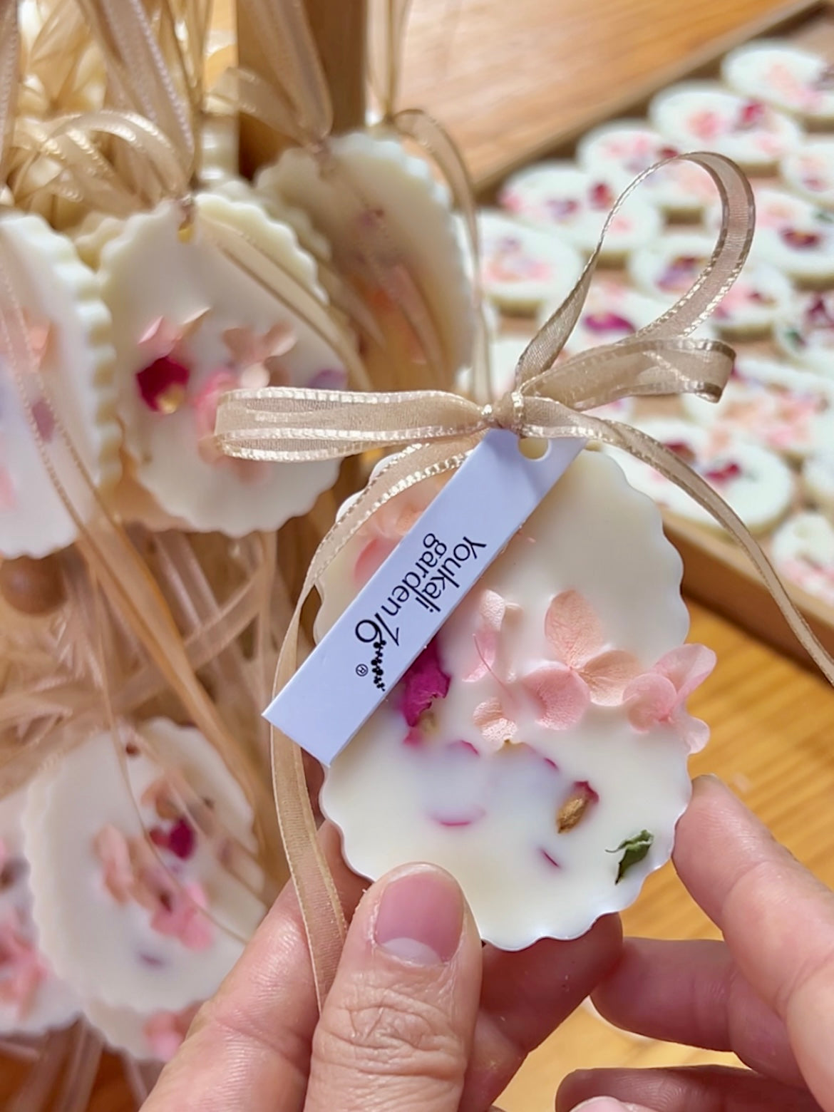 Floral candles Wax Tablet – Decorative Candles-Inspired Closet Freshener with Long-Lasting Scent