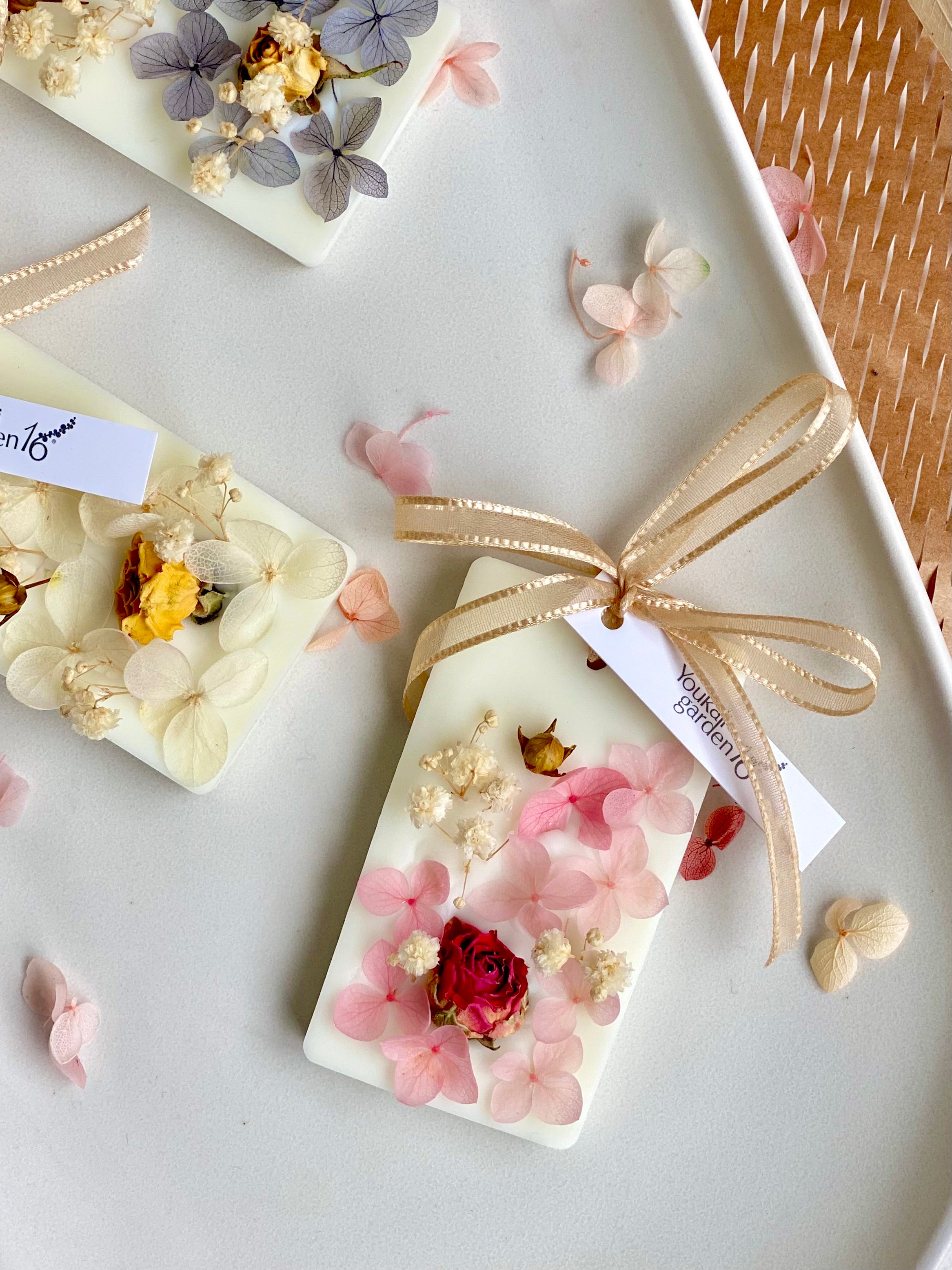 Botanical Oval & Rectangle Wax Tablets – Decorative Candles-Inspired Closet Freshener with Long-Lasting Scent